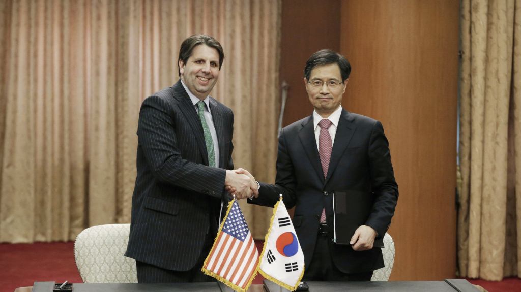 South Korea-U.S. Summit Unveils Nuclear Deal and Tariff&nbsp;Reductions