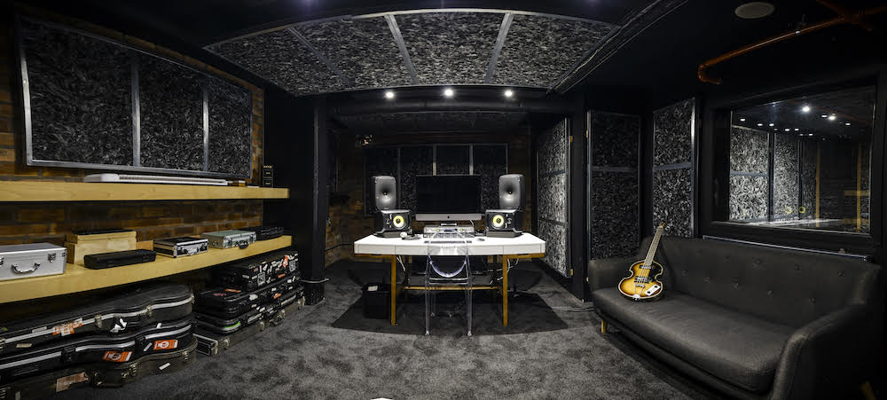 Cape Town Marathon: Francois van Coke Defies Gale Winds and Runs&nbsp;On