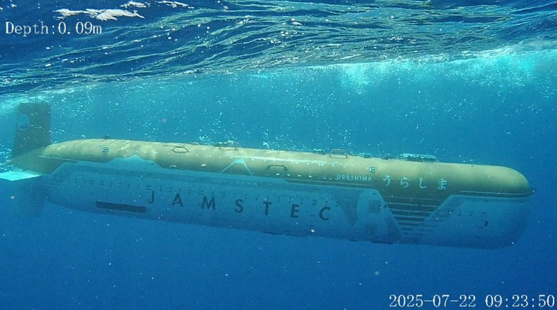 What Drives Japan’s Urashima Sub to the Ocean’s&nbsp;Depths?