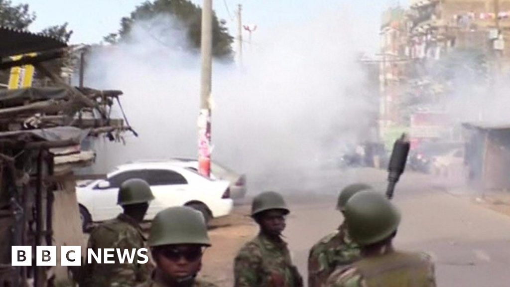 Grief in the Air: Kenyan Police Deploy Tear Gas at Odinga&nbsp;Memorial
