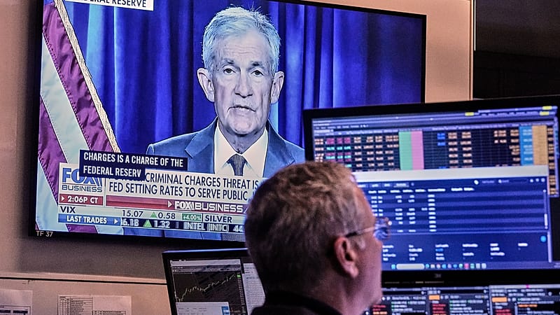 Fed Holds Rates as Trump Challenges Banking&nbsp;Autonomy