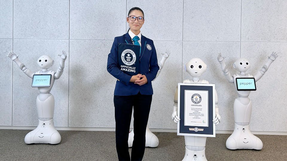Pepper Robot Honored by Guinness as First Mass-Produced&nbsp;Humanoid