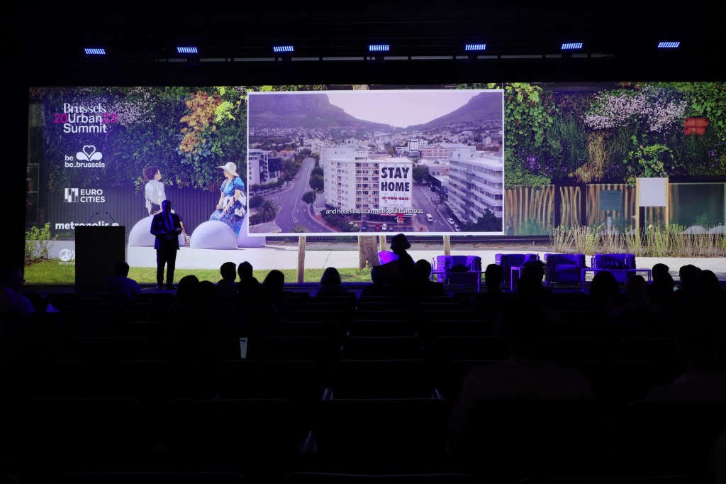 Journalism: Closing the Technology-Training Divide