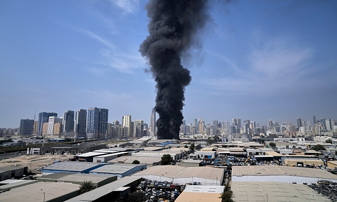 Flights from UAE Begin as Governments Rescue Citizens from Middle&nbsp;East