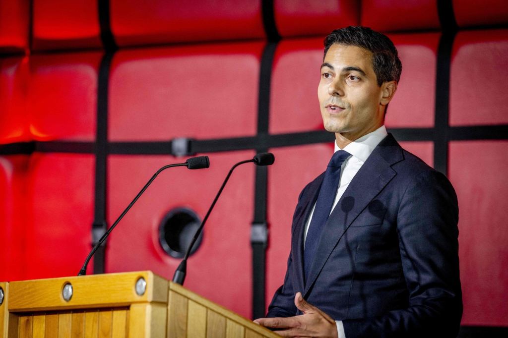 “Too Late”: Malukans Demand More Than a Dutch&nbsp;Apology