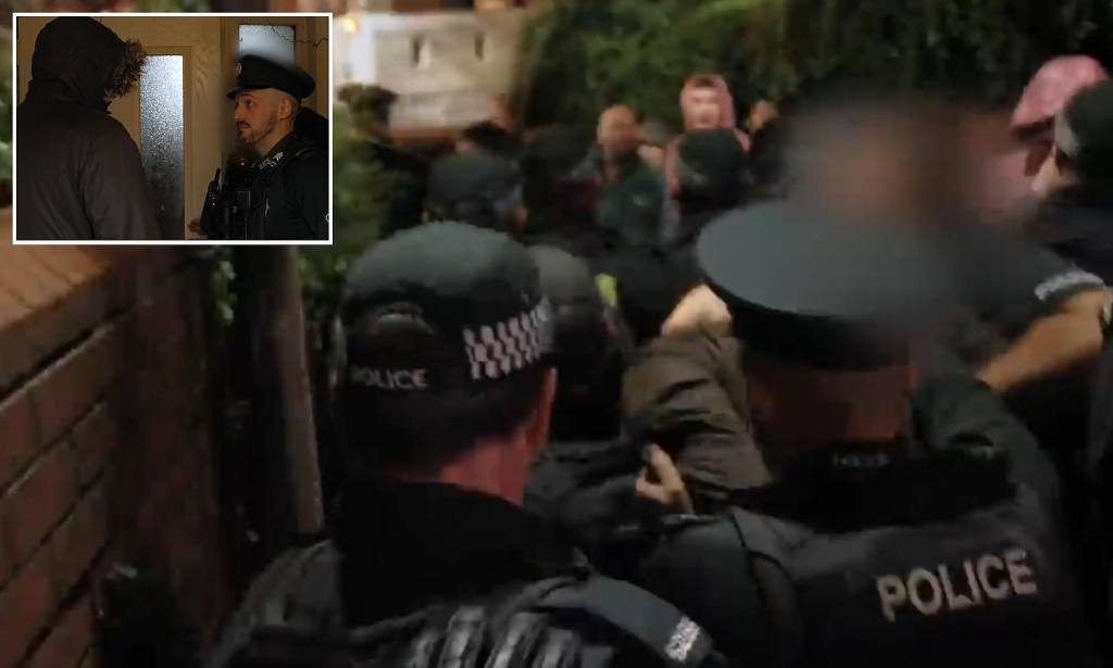 Police Escort Pedophile from Home as Mob Demands&nbsp;Justice