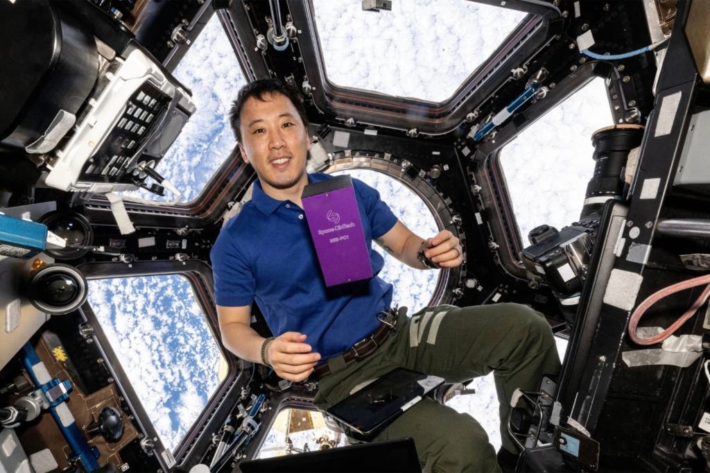 First Korean-American astronaut Jonny Kim departs NASA after 10&nbsp;years
