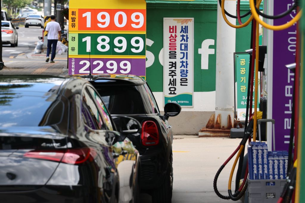 Gasoline, Diesel Prices Fall 15th&nbsp;Week