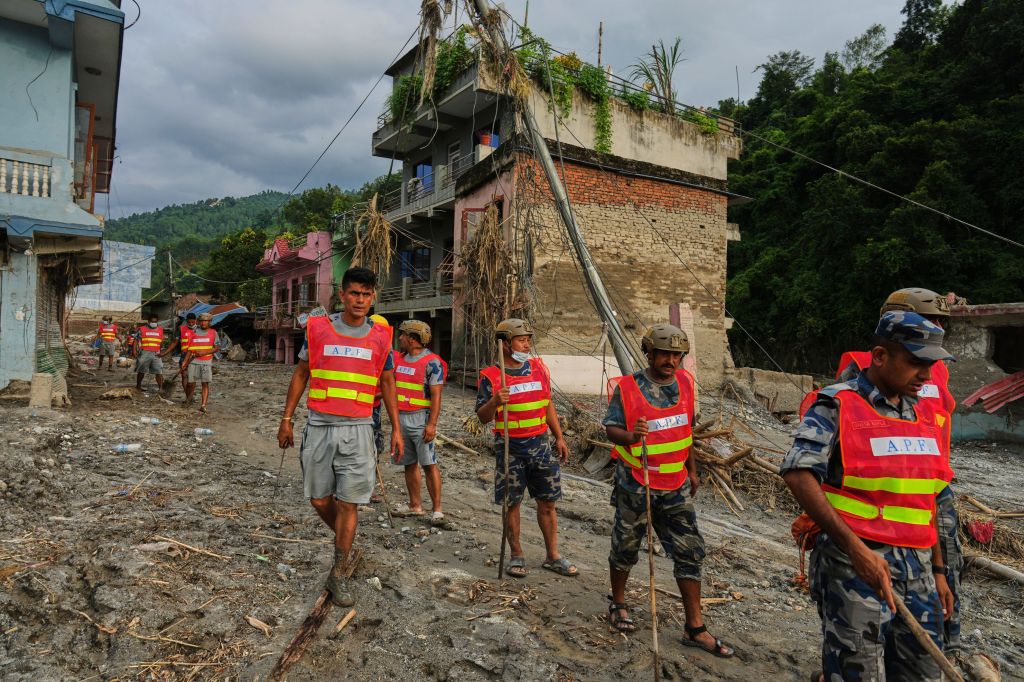 Nepal, Tibet flood death toll hits&nbsp;586