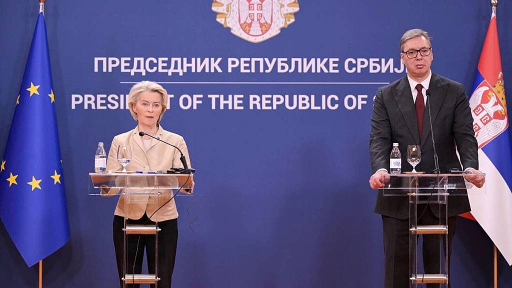 Von der Leyen describes ‘horror’ at Mladić funeral but holds off on Serbia&nbsp;measures